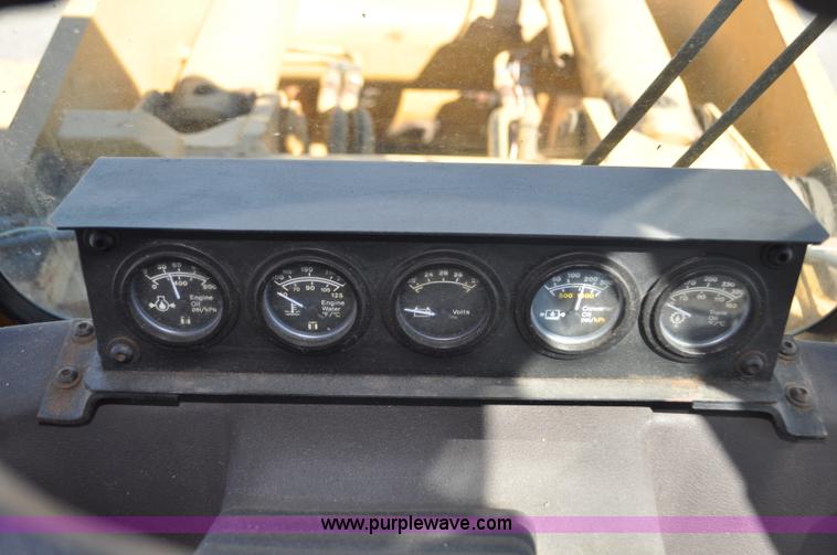 image for item G6464 1990 Fiat-Allis FR10B wheel loader