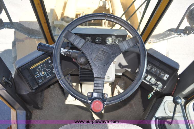 image for item G6464 1990 Fiat-Allis FR10B wheel loader