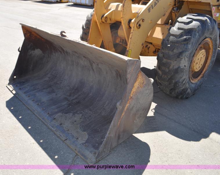 image for item G6464 1990 Fiat-Allis FR10B wheel loader