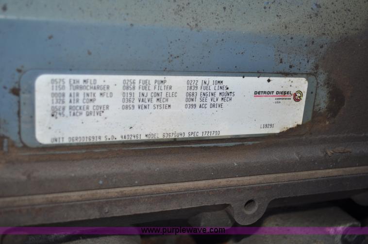 image for item G6465 1990 Oshkosh PA-2526-1 plow/spreader truck