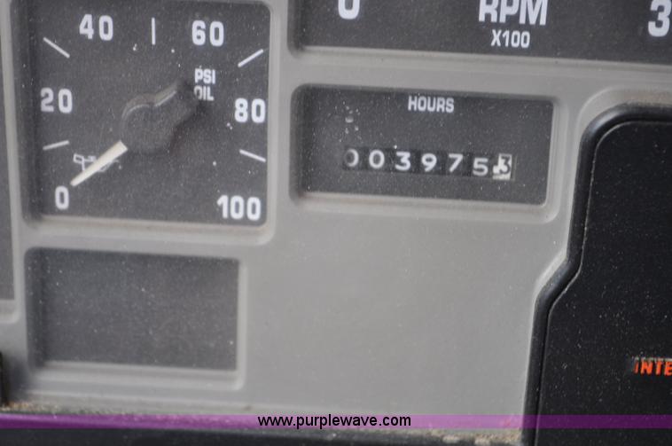 image for item G6468 1995 International 4700 dump truck