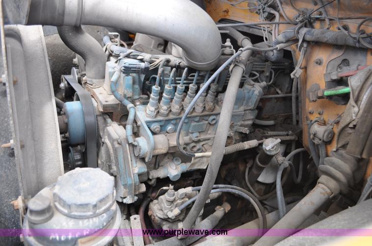 image for item G6468 1995 International 4700 dump truck