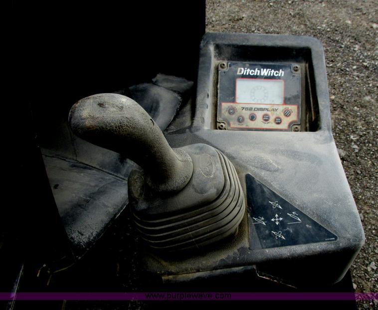 image for item G8349 2008 Ditch Witch JT922 directional drill