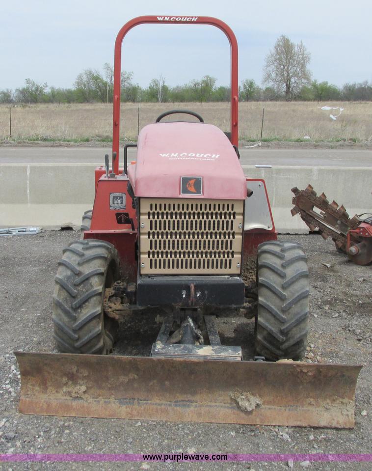 image for item G8351 2007 Ditch Witch RT40 trencher