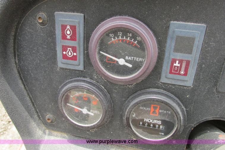 image for item G8351 2007 Ditch Witch RT40 trencher