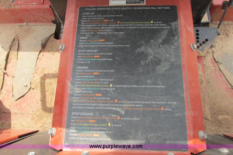 image for item G8351 2007 Ditch Witch RT40 trencher