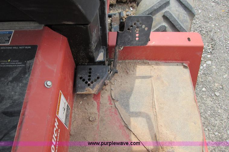 image for item G8351 2007 Ditch Witch RT40 trencher