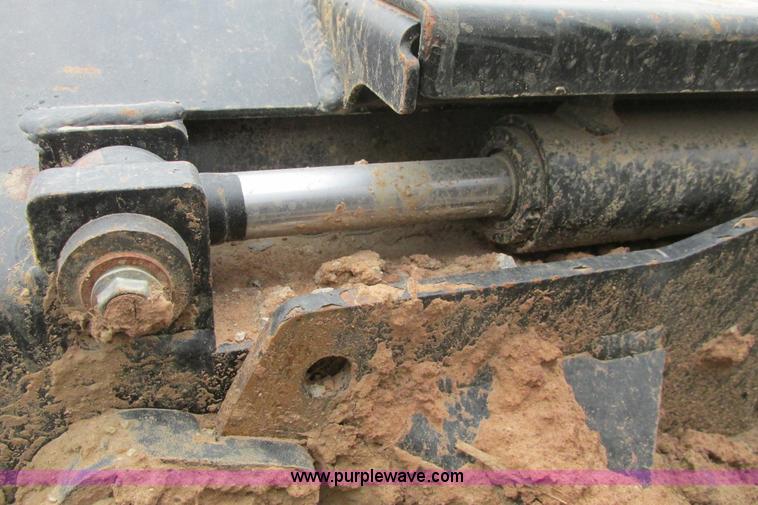 image for item G8351 2007 Ditch Witch RT40 trencher