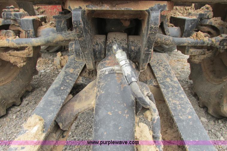 image for item G8351 2007 Ditch Witch RT40 trencher