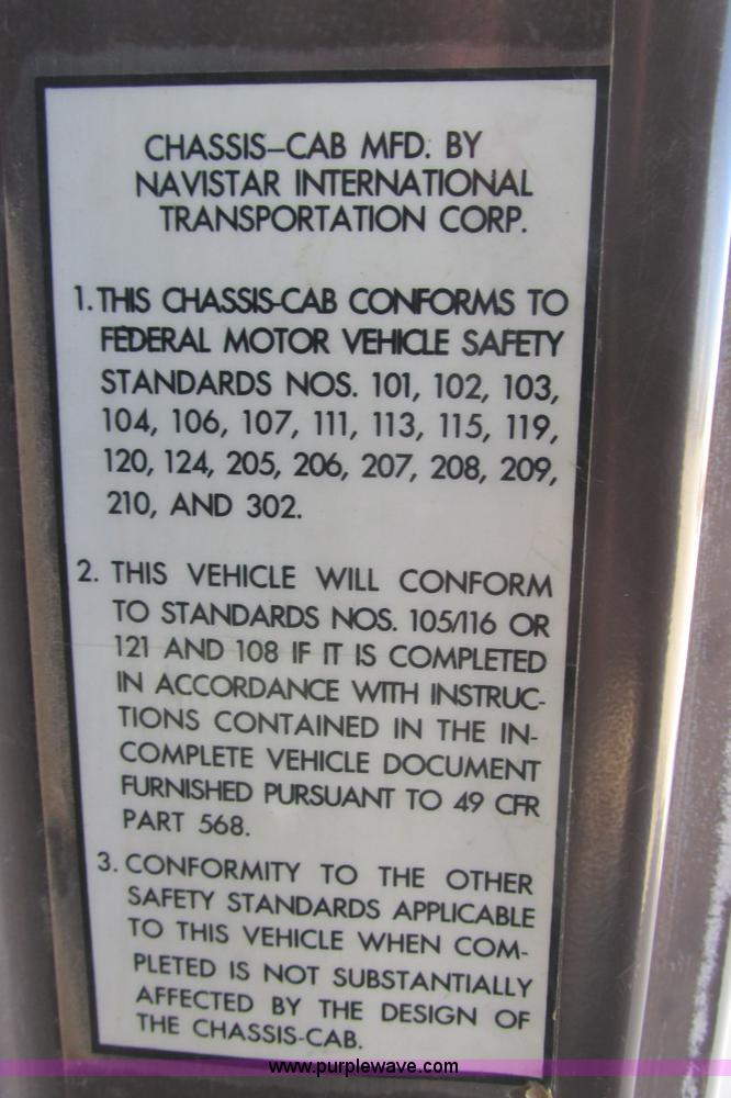 image for item G8358 1992 International 4700 service truck