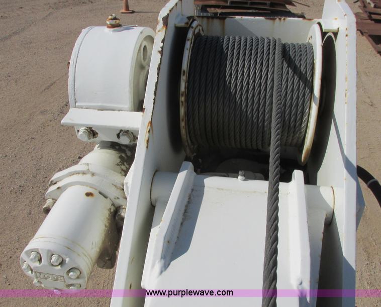 image for item G8358 1992 International 4700 service truck