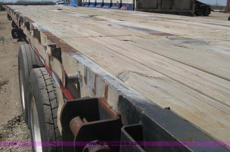 image for item G8409 1995 Viking V-F-96-48 flatbed trailer