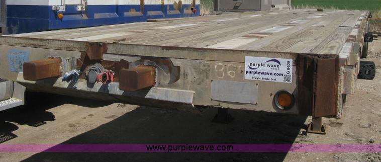 image for item G8409 1995 Viking V-F-96-48 flatbed trailer