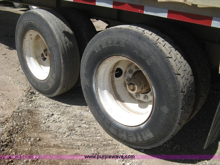 image for item G8409 1995 Viking V-F-96-48 flatbed trailer