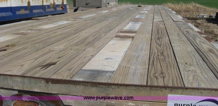 image for item G8409 1995 Viking V-F-96-48 flatbed trailer