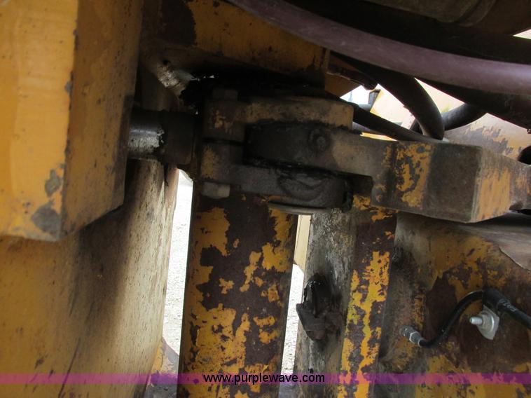 image for item G8778 1994 Dynapac CA25PD vibratory pad foot roller