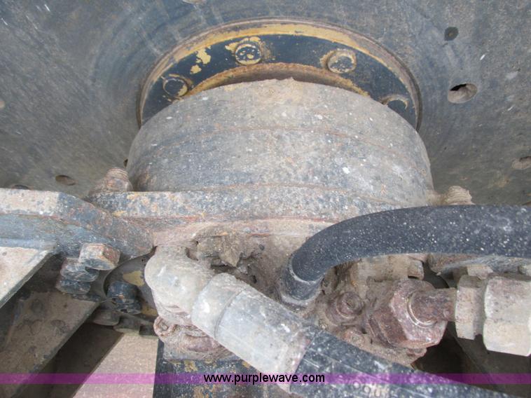 image for item G8779 Vibromax 2000 W1102D vibratory smooth drum roller