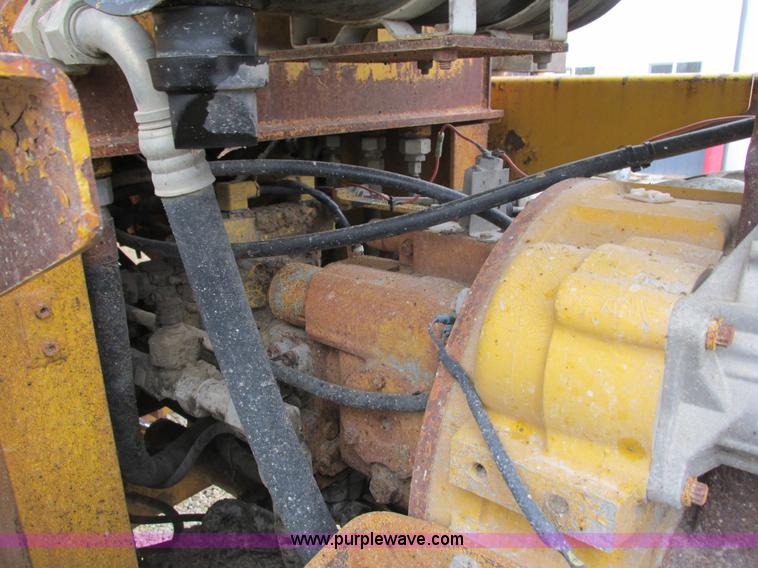 image for item G8779 Vibromax 2000 W1102D vibratory smooth drum roller