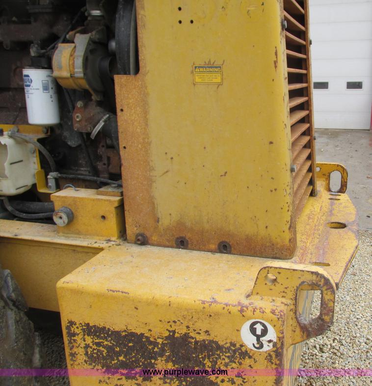 image for item G8779 Vibromax 2000 W1102D vibratory smooth drum roller