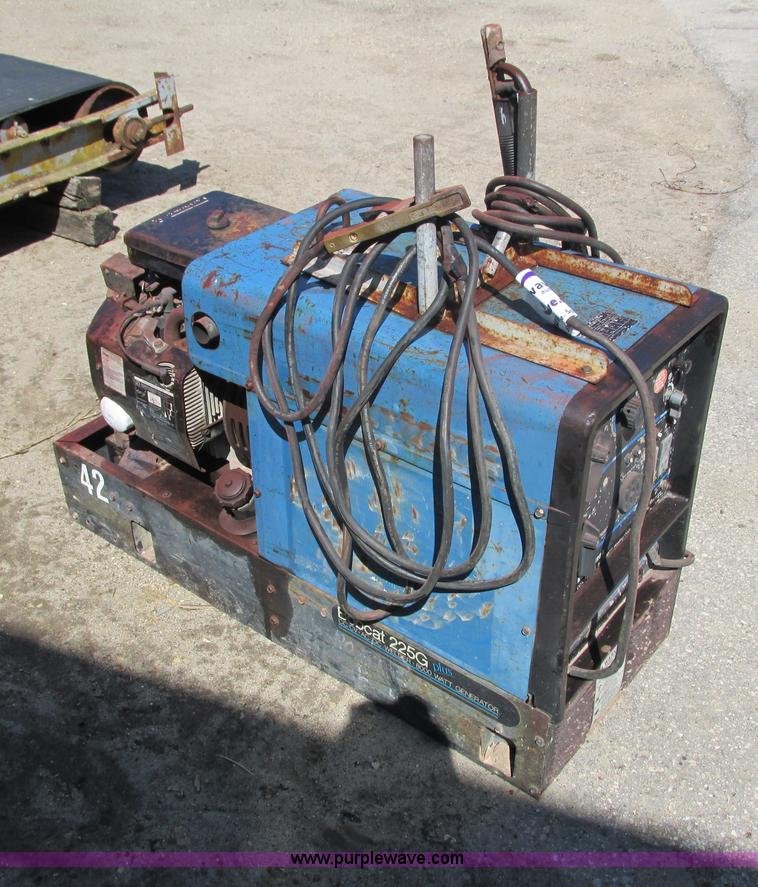 image for item G8780 Miller Bobcat 225G welder/generator
