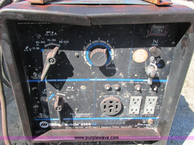 image for item G8780 Miller Bobcat 225G welder/generator