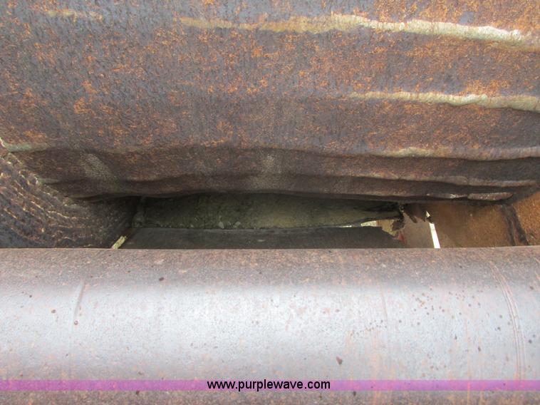 image for item G8785 Austin Western roll crusher