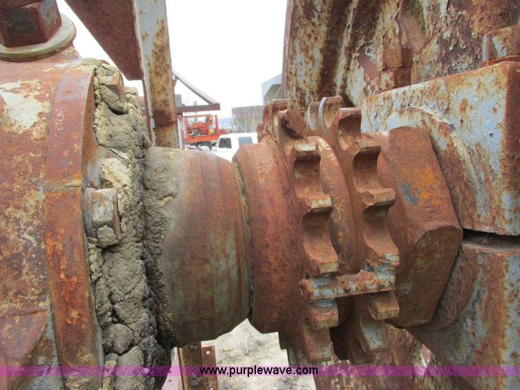 image for item G8786 Wisconsin foundry jaw crusher