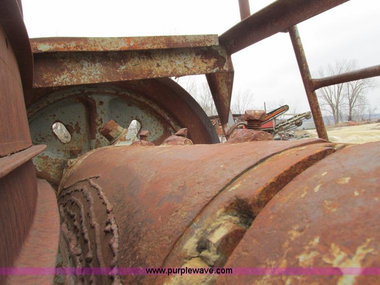 image for item G8786 Wisconsin foundry jaw crusher