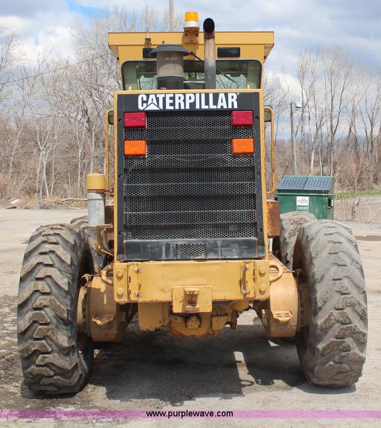 image for item H1421 1998 Caterpillar 140H articulated motor grader