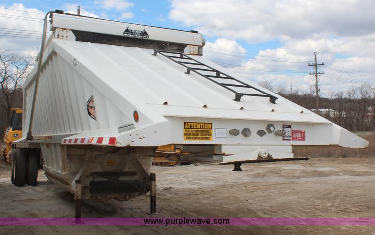 image for item H1427 2008 Construction Trailer Specialist, Inc. BDT-40 belly dump trailer