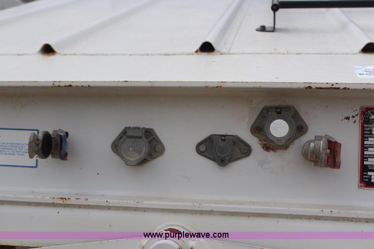 image for item H1427 2008 Construction Trailer Specialist, Inc. BDT-40 belly dump trailer