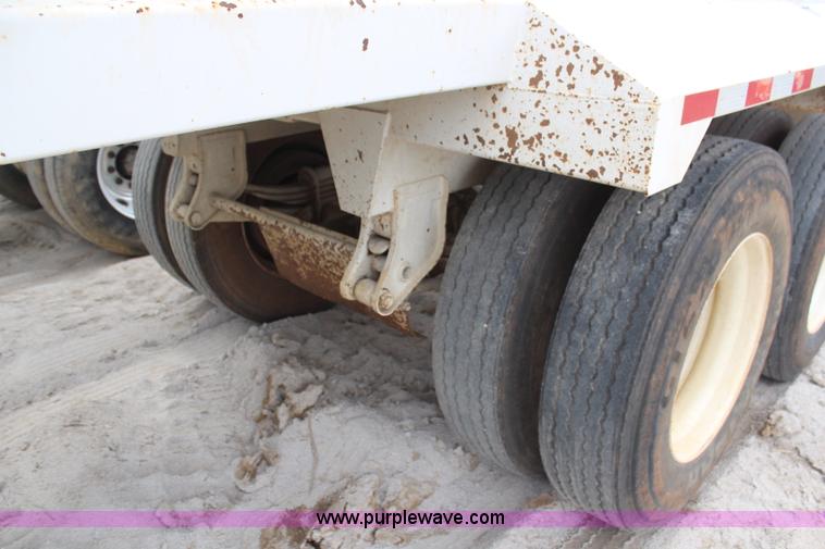 image for item H1427 2008 Construction Trailer Specialist, Inc. BDT-40 belly dump trailer