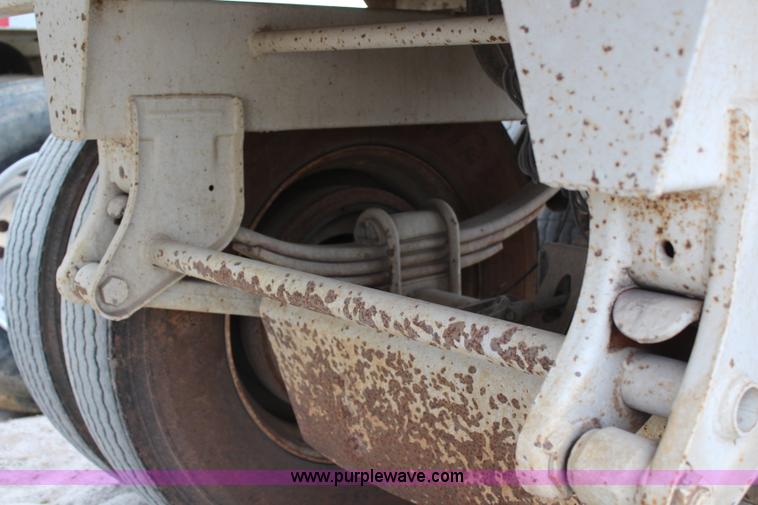 image for item H1427 2008 Construction Trailer Specialist, Inc. BDT-40 belly dump trailer