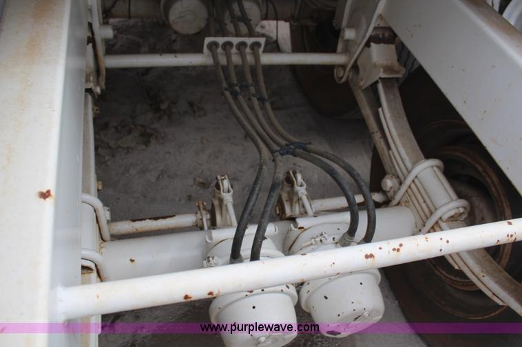 image for item H1427 2008 Construction Trailer Specialist, Inc. BDT-40 belly dump trailer