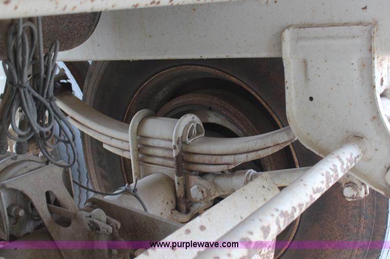 image for item H1427 2008 Construction Trailer Specialist, Inc. BDT-40 belly dump trailer