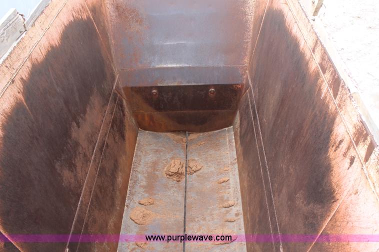 image for item H1427 2008 Construction Trailer Specialist, Inc. BDT-40 belly dump trailer