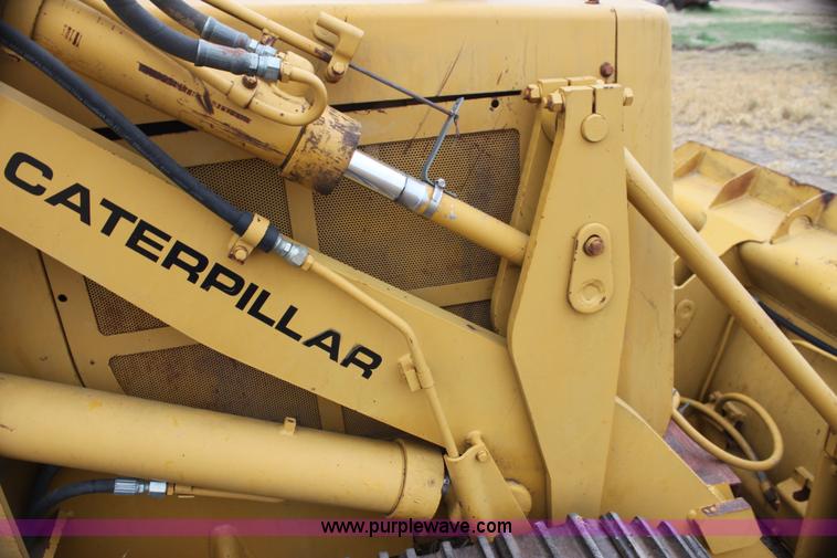 image for item H2112 1979 Caterpillar 931 track loader with backhoe attachment