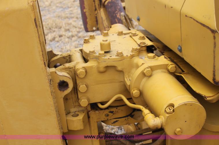 image for item H2112 1979 Caterpillar 931 track loader with backhoe attachment