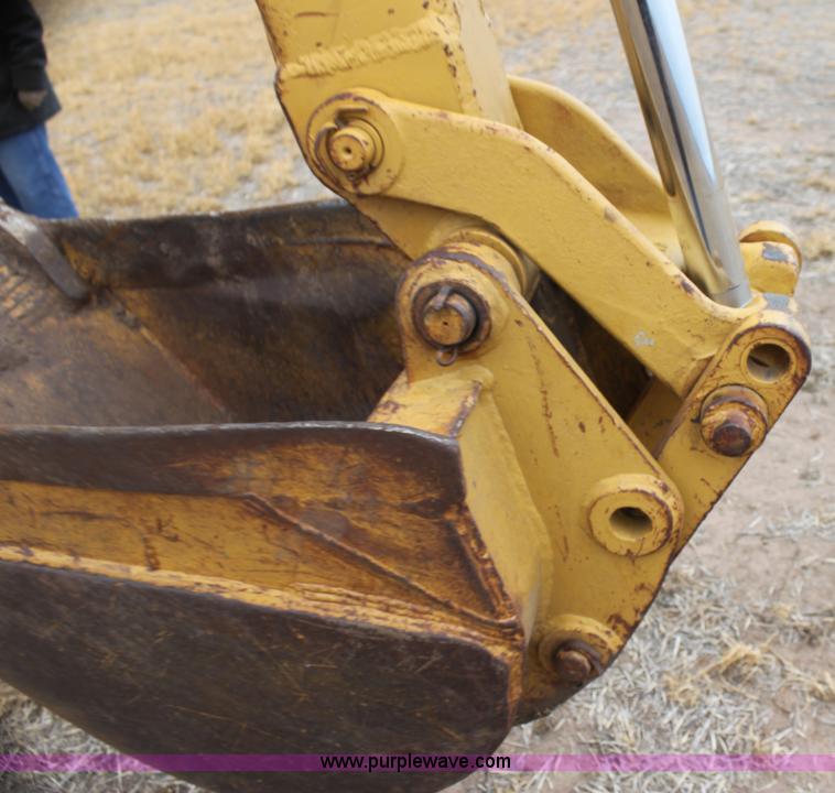 image for item H2112 1979 Caterpillar 931 track loader with backhoe attachment