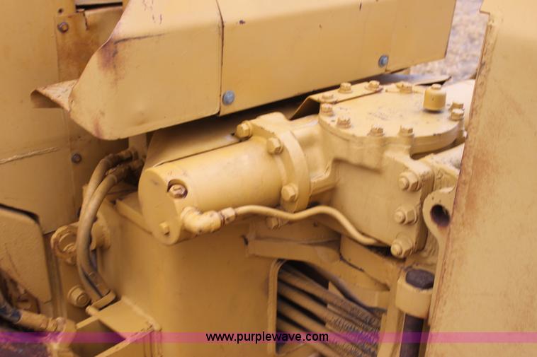 image for item H2112 1979 Caterpillar 931 track loader with backhoe attachment