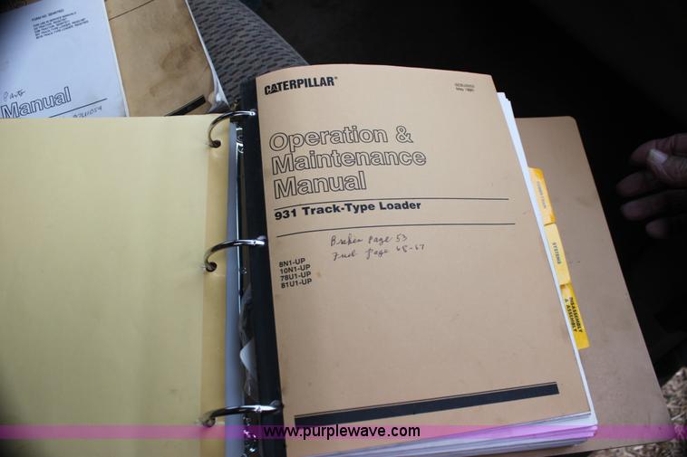 image for item H2112 1979 Caterpillar 931 track loader with backhoe attachment