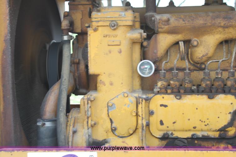 image for item H2113 Caterpillar 12 motor grader