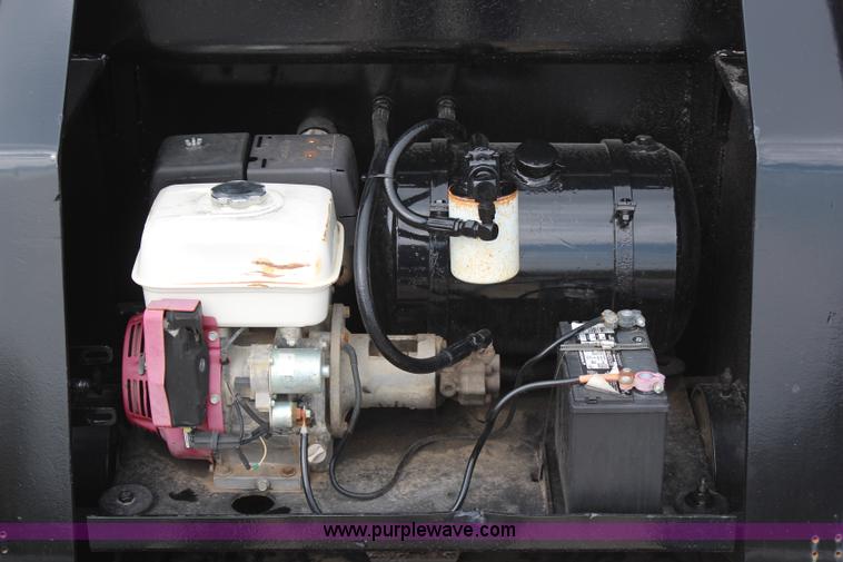 image for item H2595 1998 Etnyre PRTN50TD3-T1 detachable lowboy trailer