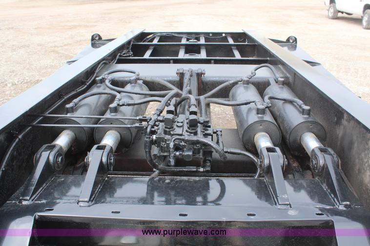 image for item H2595 1998 Etnyre PRTN50TD3-T1 detachable lowboy trailer