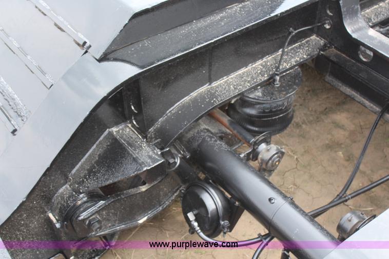 image for item H2595 1998 Etnyre PRTN50TD3-T1 detachable lowboy trailer