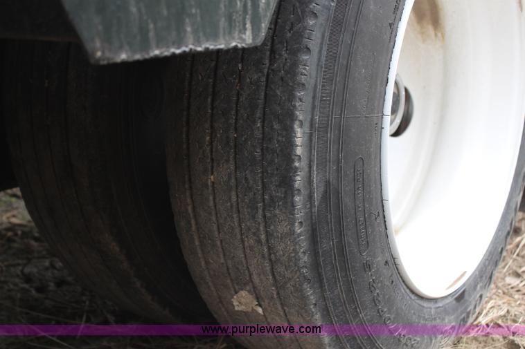 image for item H2595 1998 Etnyre PRTN50TD3-T1 detachable lowboy trailer