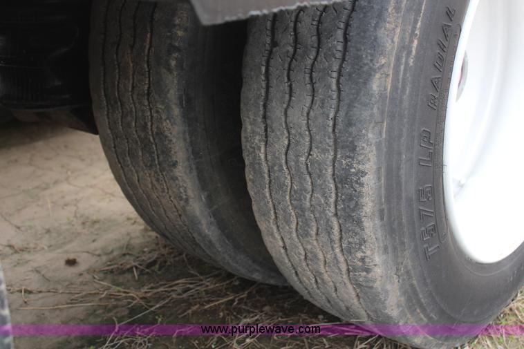 image for item H2595 1998 Etnyre PRTN50TD3-T1 detachable lowboy trailer