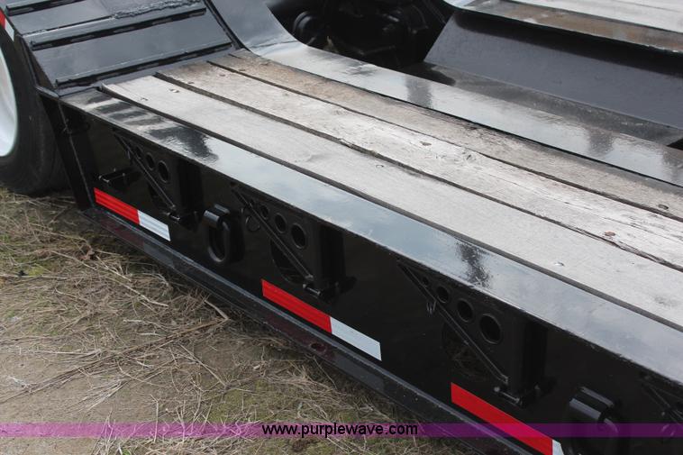 image for item H2595 1998 Etnyre PRTN50TD3-T1 detachable lowboy trailer