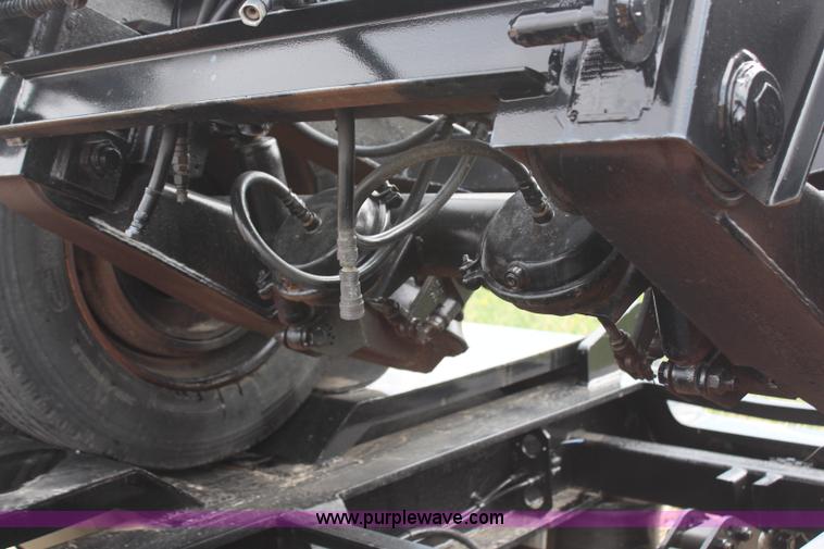 image for item H2595 1998 Etnyre PRTN50TD3-T1 detachable lowboy trailer