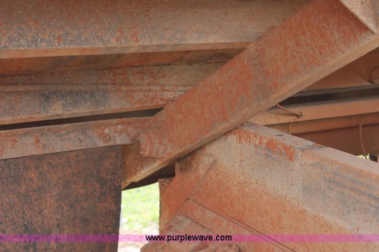 image for item H2596 1996 Ford F800 dump truck